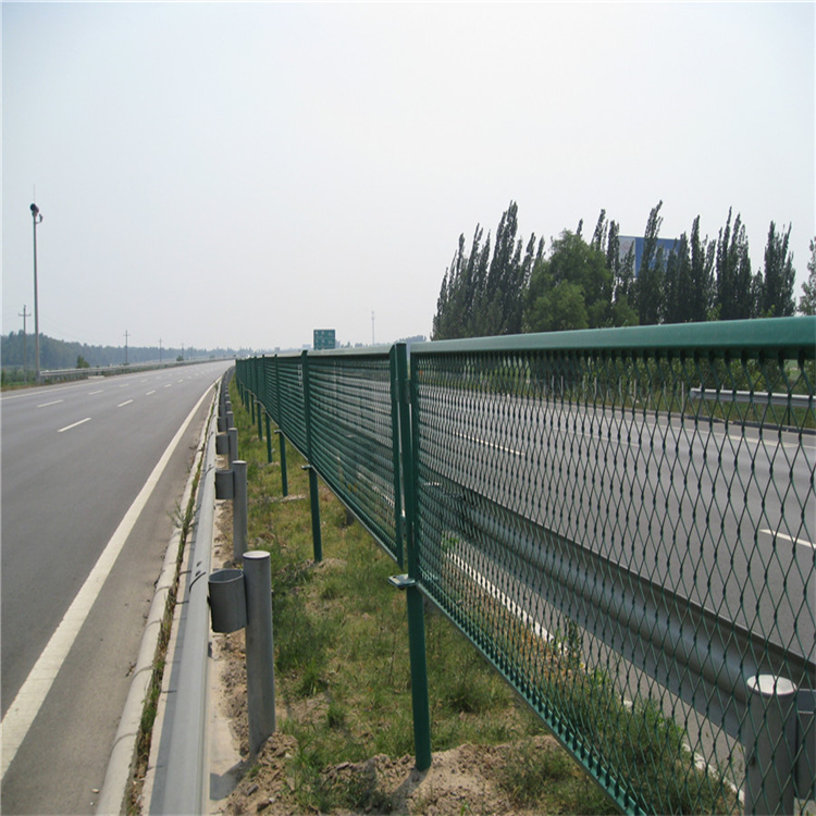 阿勒泰地防护网